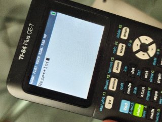 Calculadora Gráfica Texas Instrum TI-84 Plus CE-T