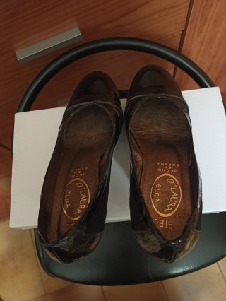 Zapatos de salón de piel negros