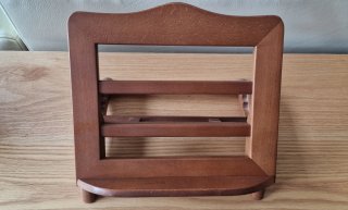 Atril de madera para libros