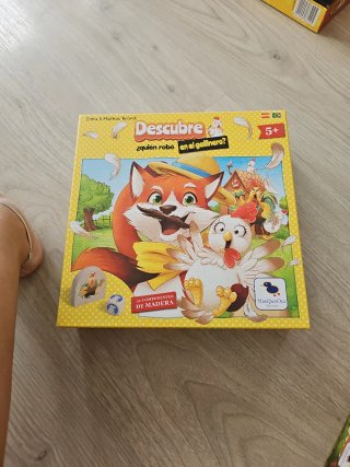 Descubre ¿Quién robó en el gallinero?Juego de mesa