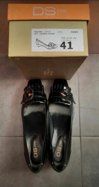 Zapatos DS Cool Negros de Charol