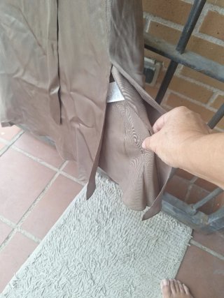 Vestido lencero de raso marrón