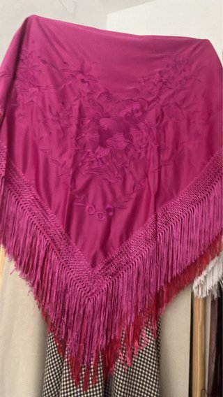 Mantón de Flamenca Rosa y Dorado