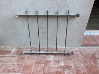 Rejilla metálica para ventana