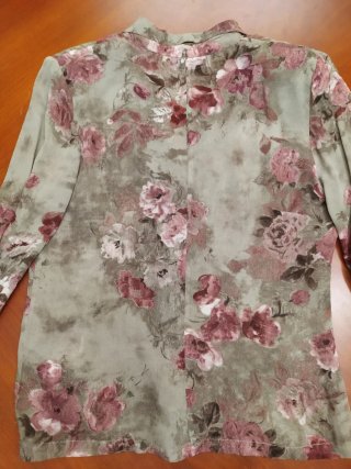 Blusa semitransparente floral