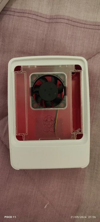 Carcasa Raspberry Pi 5 Oficial Roja y Blanca
