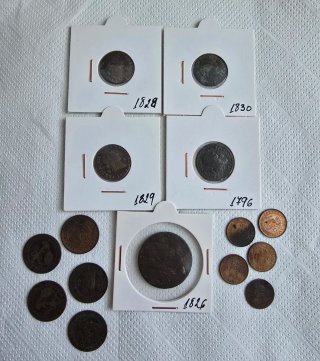 Lote de antiguas monedas españolas