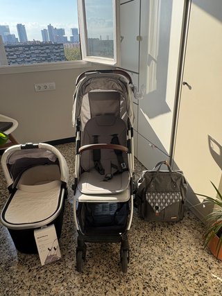 Silla de Paseo Uppababy Minu V2 + Capazo + Accesor