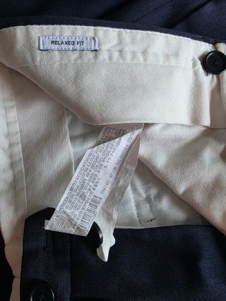 Pantalón Azul Marino Zara talla 36.