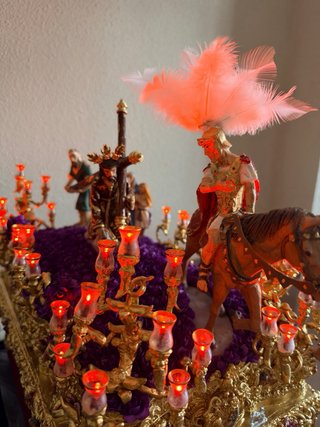 Miniatura Trono Tres Caídas de Triana