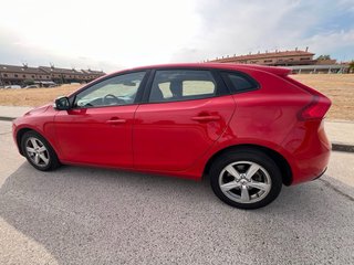 Volvo V40 D2 2.0 120CV