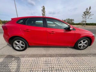 Volvo V40 D2 2.0 120CV
