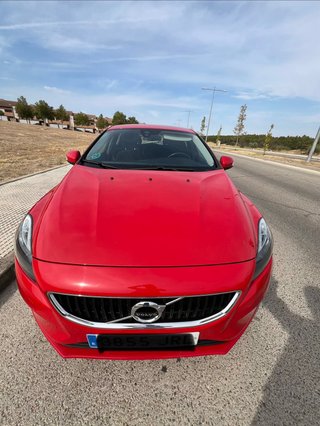 Volvo V40 D2 2.0 120CV