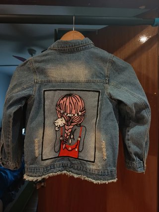 Chaqueta vaquera vintage decorada con lentejuelas