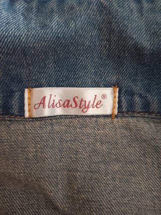 Chaqueta vaquera vintage decorada con lentejuelas