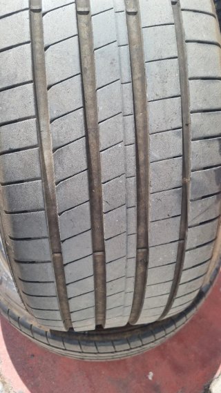 2 Neumáticos Goodyear Eagle F1 245/40 R19 96Y