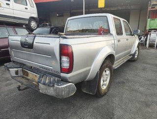 385672 paragolpes trasero 85014vk401 nissan pickup
