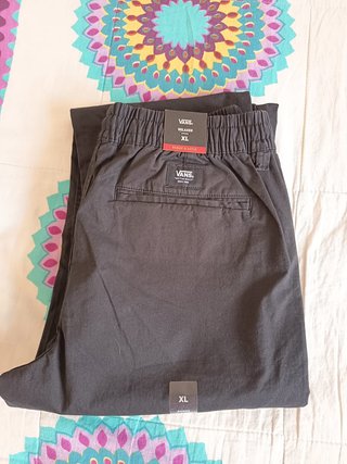 Pantalón Vans Negro