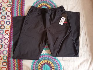 Pantalón Vans Negro