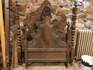 Cabeceros de cama antiguos de madera