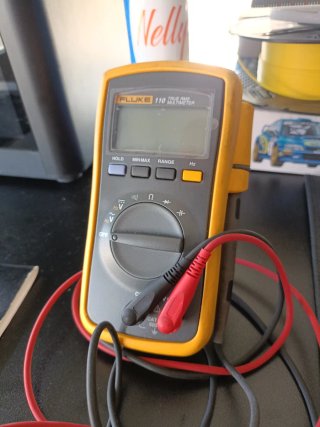 Multímetro Fluke 110 True RMS