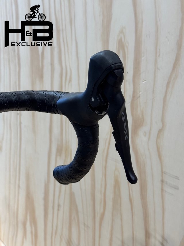 Giant Revolt Advanced 2 Carbon  Shimano GRX 2023