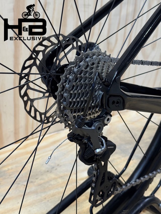 Giant Revolt Advanced 2 Carbon  Shimano GRX 2023