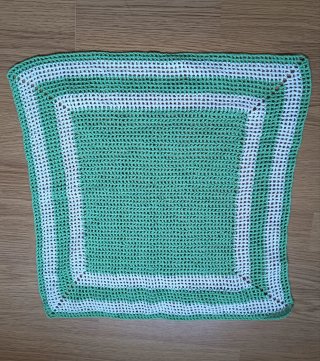 Lote 4 mantitas cuadrantes tapetes crochet vintage
