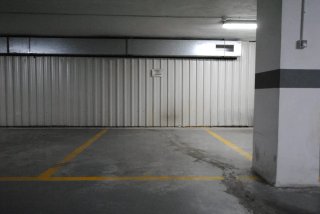 Se alquila amplia plaza de garaje en pleno centro
