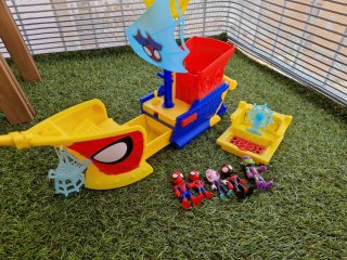 Barco Spidey y su Superequipo