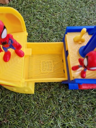 Barco Spidey y su Superequipo