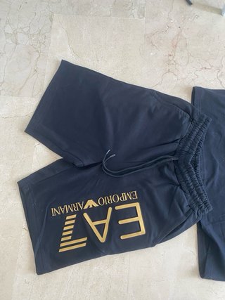 Conjunto Emporio Armani T-shirt y Shorts