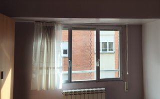 Cortina clásica elegante de tela de buena calidad