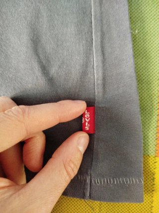 Camiseta Levis Gris Talla S