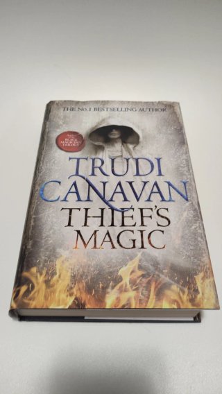 Pack 2 libros - Trudi Canavan