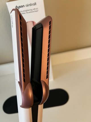 Piastra Dyson Airstrait Rosa