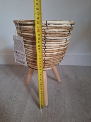 Macetero de Mimbre con Patas Desmontables