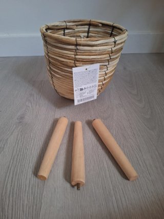 Macetero de Mimbre con Patas Desmontables