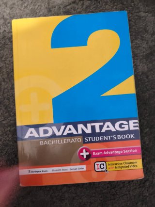 Advantage 2 Bachillerato