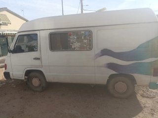 mercedes-benz mb 1995