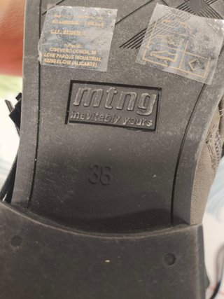 Botines Mustang Topo con Flecos