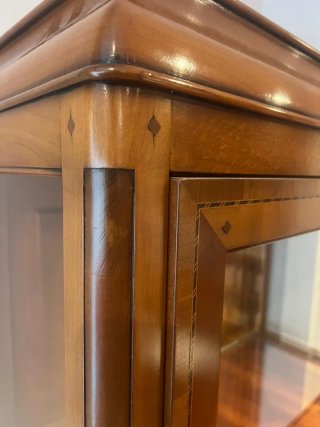 Vitrinas de madera y cristal