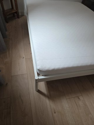 Cama de Matrimonio con Colchón
