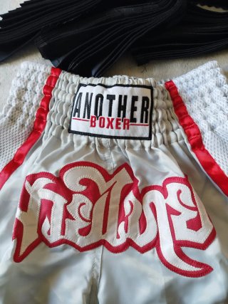 Pantalones Cortos Muay Thai Niño S