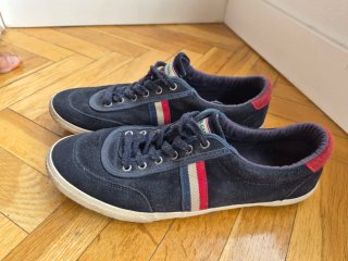 Zapatillas deportivas Ganso azul y rojo