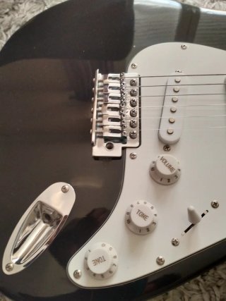 Guitarra Eléctrica Zipy