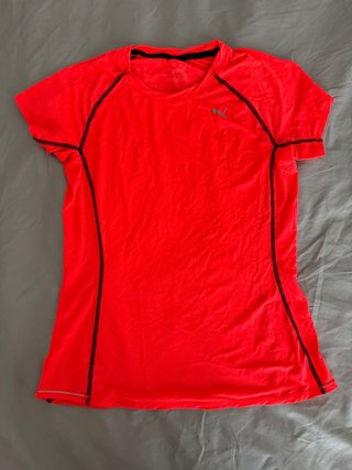 Camiseta técnica Puma neón