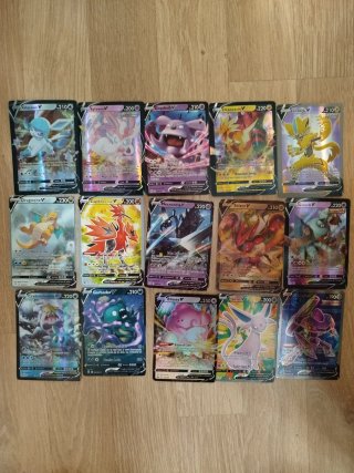 Cartas Pokémon VMAX y TURBO