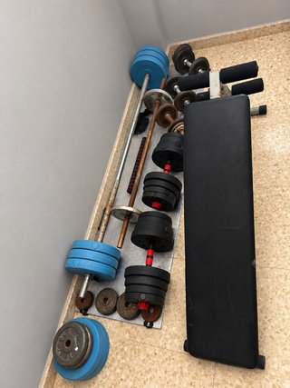 Set de Pesas, Discos y Banco de Entrenamiento