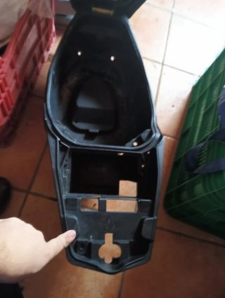 Asiento Peugeot Speedfight 4 Negro